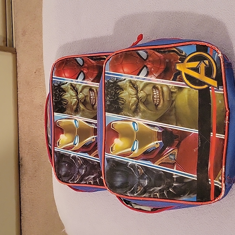 Kids Avenger Lunch Bags.